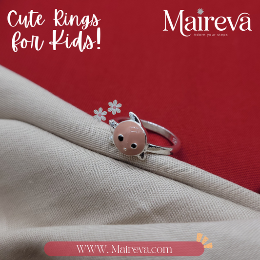Little Piggy Ring - 92.5 Silver