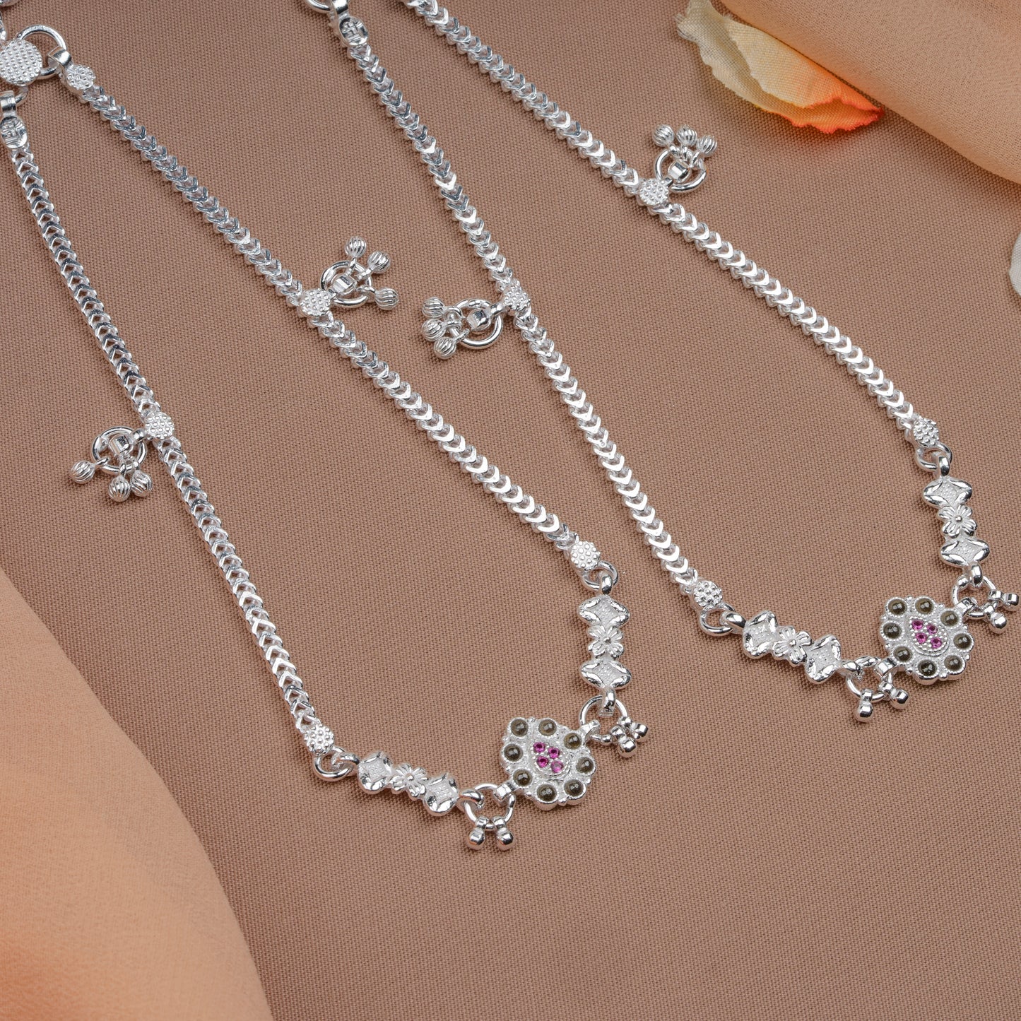 Pankhudi Lightweight Daily Wear Payal for Girls (Anklet)