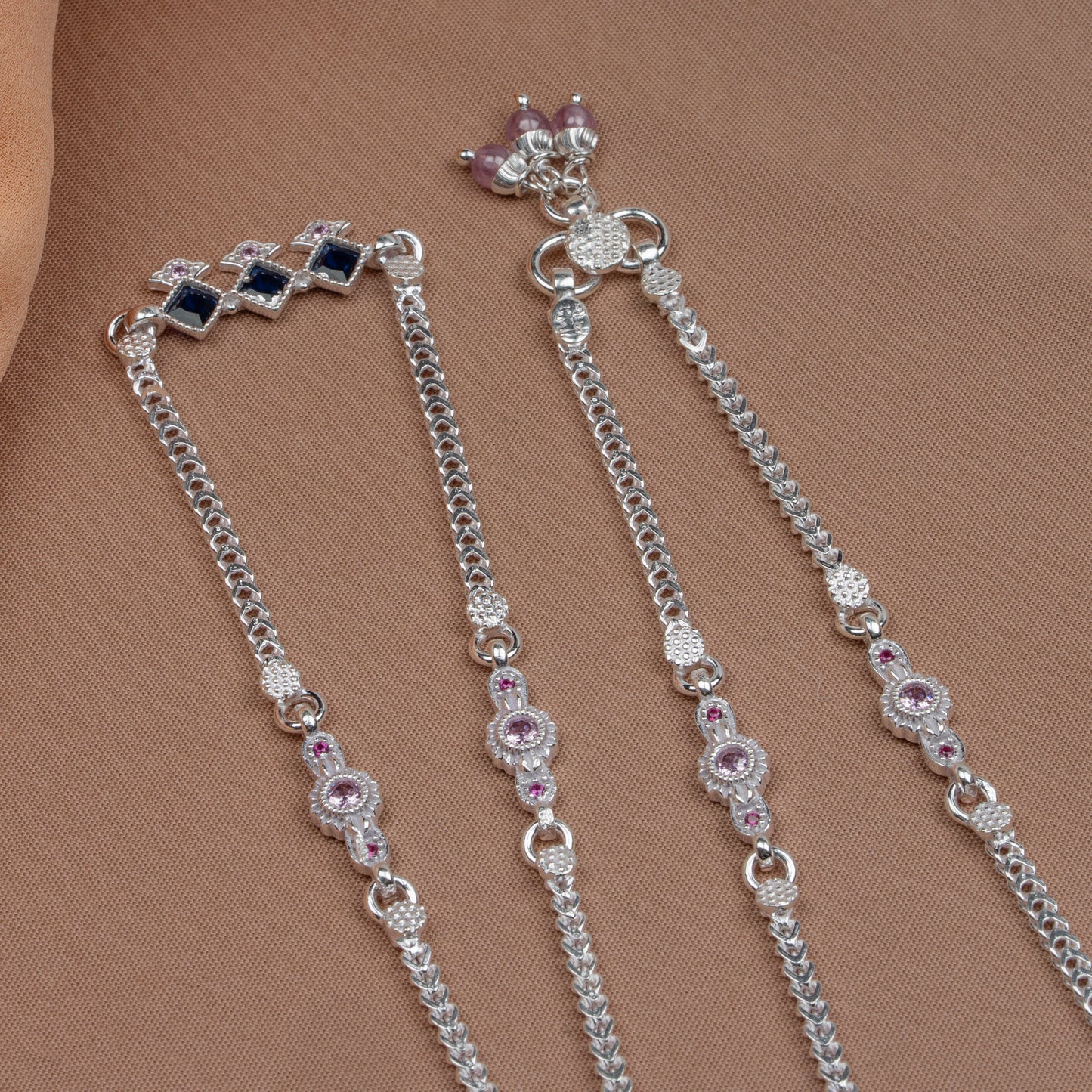 Pankhudi Lightweight Daily Wear Payal for Girls (Anklet)
