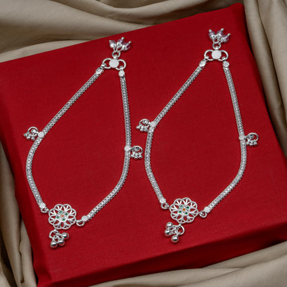 Pankhudi Lightweight Daily Wear Payal for Girls (Anklet)