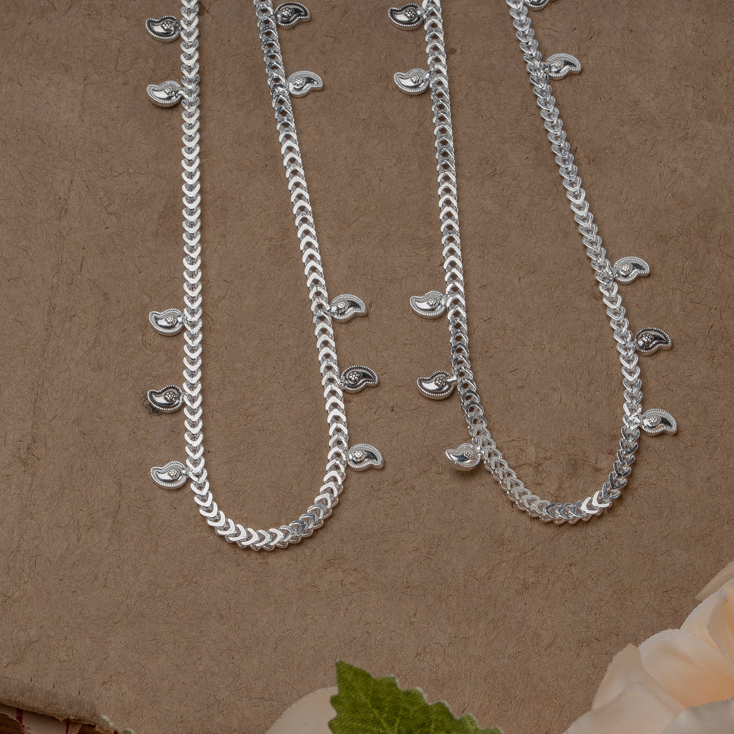 Pankhudi Lightweight Daily Wear Payal for Girls (Anklet)