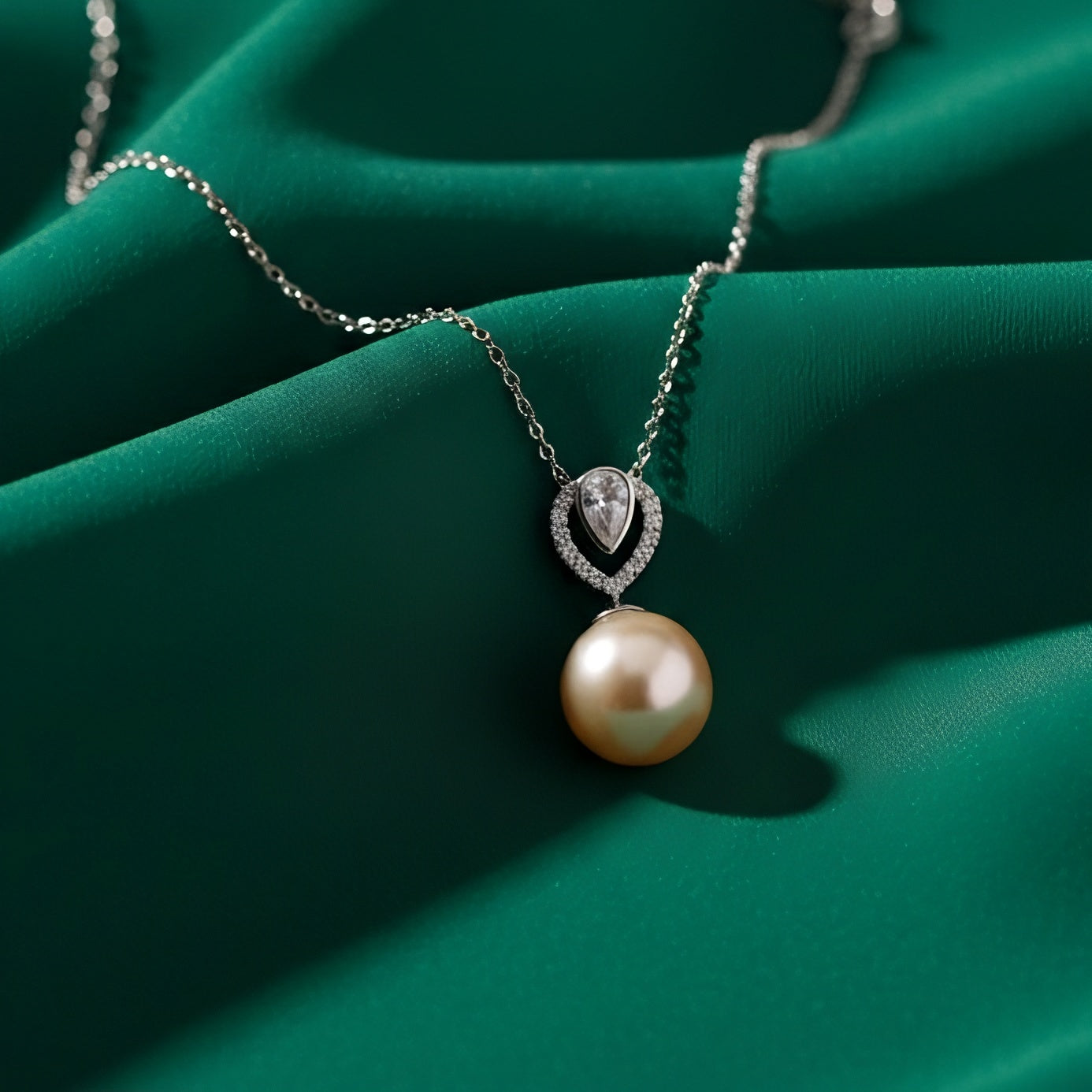 The Timeless Drop Pearl Pendant Set | Made With Pure 925 Silver